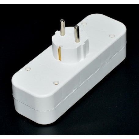 Stecher Triplu Linie 3 Posturi 250V-16A