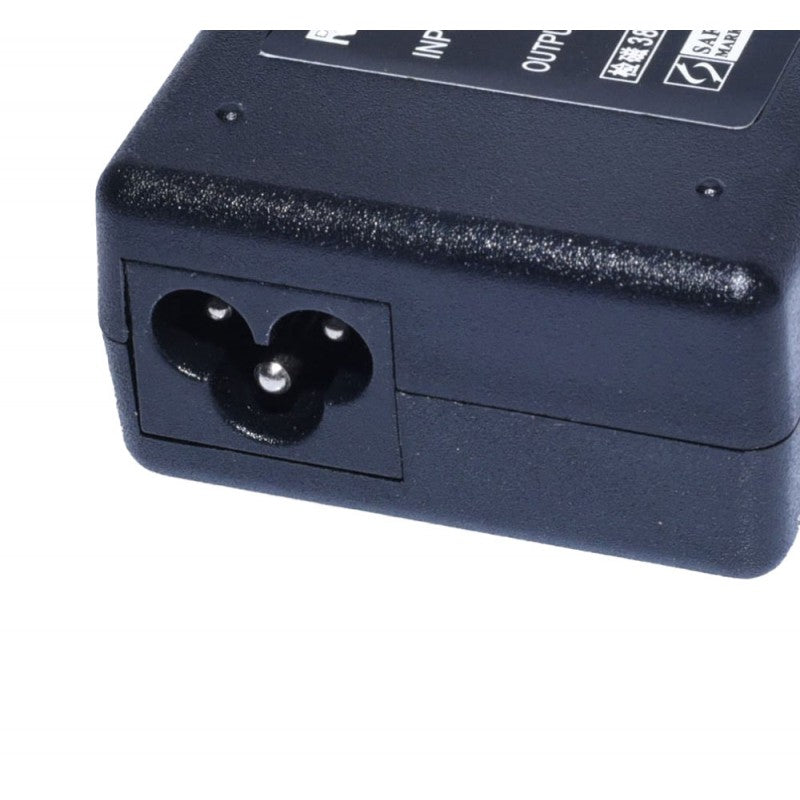 Alimentator de Laptop 19V-4,74A / DC 5,5X2,5MM