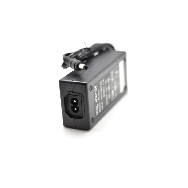 Alimentator Transformator Stabilizat 220V - 12V / 10A